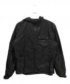 PRADAプラダ）の古着「ロゴプレートフーテッドナイロンジャケット」｜ブラック
