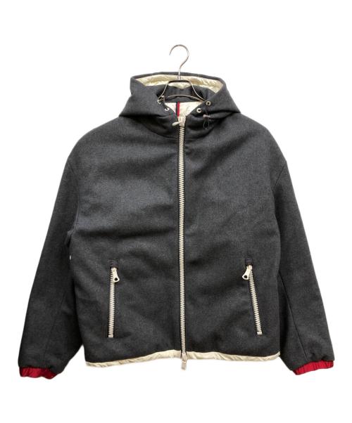 MONCLER（モンクレール）MONCLER (モンクレール) アーメンティア グレー サイズ:6の古着・服飾アイテム