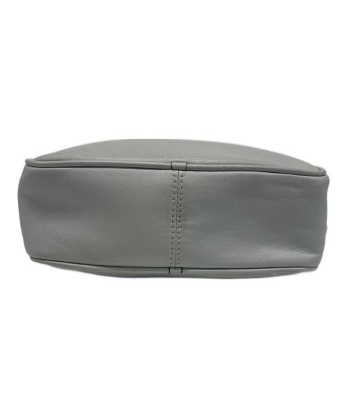 MARC JACOBS（マークジェイコブス）MARC JACOBS (マークジェイコブズ) FLASH ショルダーバッグ グレーの古着・服飾アイテム