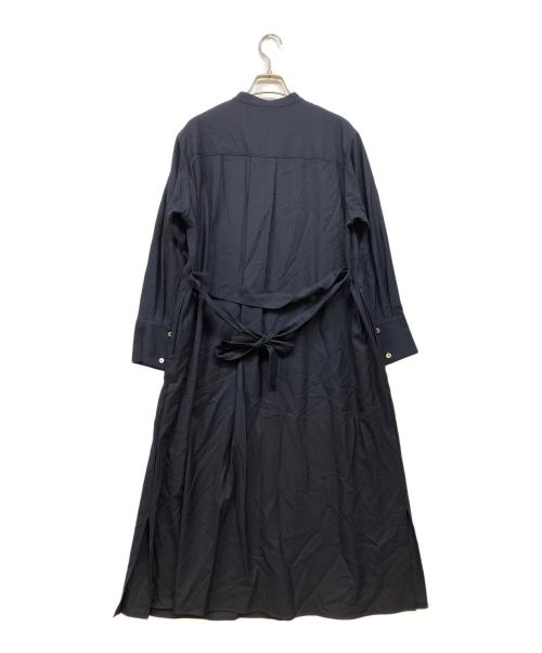 23区（ニジュウサンク）23区 (ニジュウサンク) ウールストレッチツイルピンタックワンピース ネイビー サイズ:38の古着・服飾アイテム