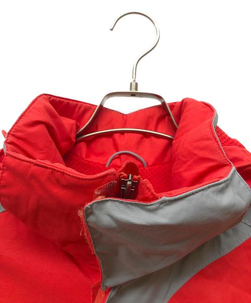 NIKE ACG（ナイキエーシージー）NIKE ACG (ナイキエーシージー) オールドナイロンジャケット レッド×グレー サイズ:Mの古着・服飾アイテム