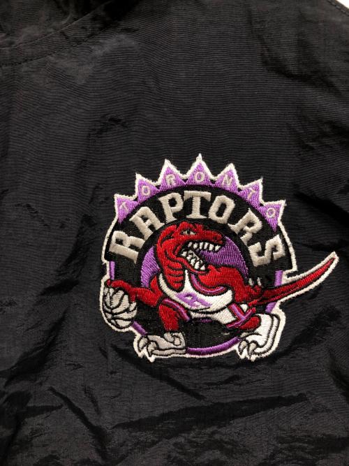 MITCHELL & NESS（ミッチェルアンドネス）MITCHELL & NESS (ミッチェルアンドネス) RAPTORS アノラックパーカー ブラック サイズ:Lの古着・服飾アイテム