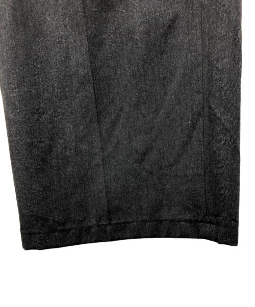GIVENCHY（ジバンシィ）GIVENCHY (ジバンシィ) タックスラックス グレー サイズ:SIZE 34Rの古着・服飾アイテム