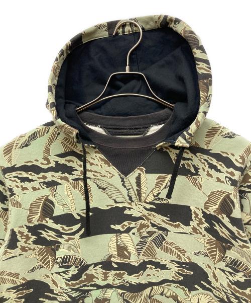 A BATHING APE（ア ベイシング エイプ）A BATHING APE (ア ベイシング エイプ) 総柄パーカー グリーン×ブラック サイズ:Lの古着・服飾アイテム