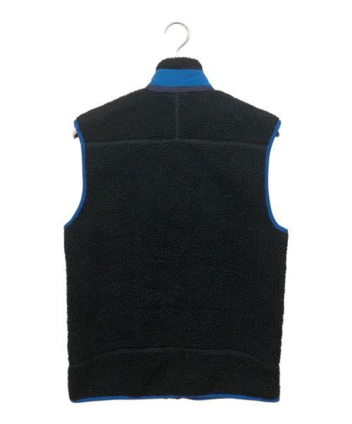 Patagonia（パタゴニア）Patagonia (パタゴニア) Men's Classic Retro-X Vest ブラック×ブルー サイズ:Sの古着・服飾アイテム