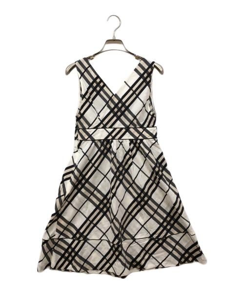 BURBERRY BLUE LABEL（バーバリー ブルー レーベル）BURBERRY BLUE LABEL (バーバリー ブルー レーベル) リネン混ノバチェックノースリーブミニワンピース ホワイト×ブラック サイズ:36の古着・服飾アイテム