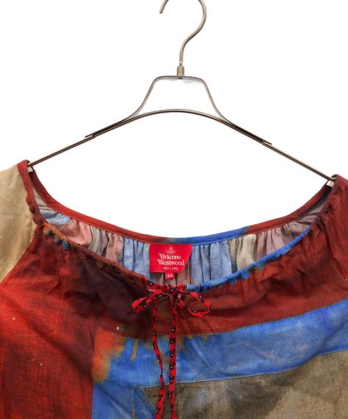 Vivienne Westwood RED LABEL（ヴィヴィアンウエストウッドレッドレーベル）Vivienne Westwood RED LABEL (ヴィヴィアンウエストウッドレッドレーベル) 総柄五分袖ブラウス レッド×ブルー サイズ:０/Sの古着・服飾アイテム
