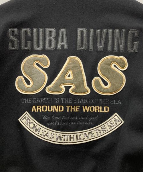 SAS SCUBADIVING（エス・エー・エス）SAS SCUBADIVING (エス・エー・エス) 襟付きスタジアムジャケット グリーン×ネイビー サイズ:Lの古着・服飾アイテム