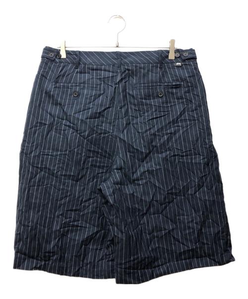 stussy（ステューシー）stussy (ステューシー) VOLUME PLEATED SHORT WRINKLED STRIPE ネイビー サイズ:32の古着・服飾アイテム
