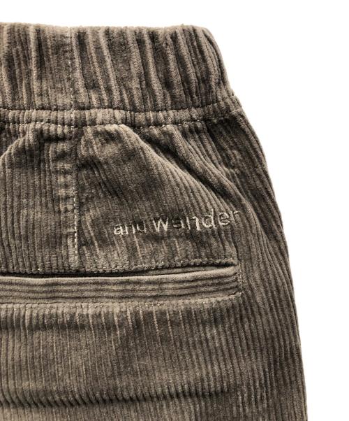 and wander（アンドワンダー）and wander (アンドワンダー) corduroy pants ブラウン サイズ:Mの古着・服飾アイテム