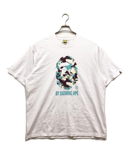 A BATHING APE（アベイシングエイプ）A BATHING APE (アベイシングエイプ) MAP CAMO RELAXED FIT TEE ホワイト サイズ:XLの古着・服飾アイテム