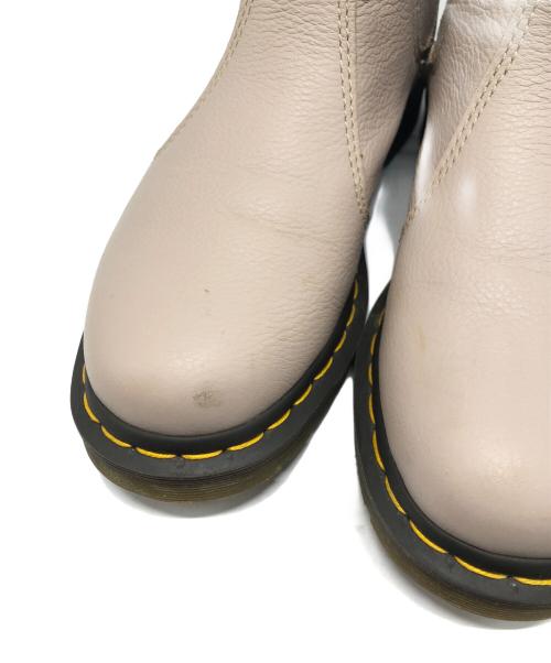 Dr.Martens（ドクターマーチン）Dr.Martens (ドクターマーチン) サイドゴアブーツ アイボリー サイズ:UK5の古着・服飾アイテム