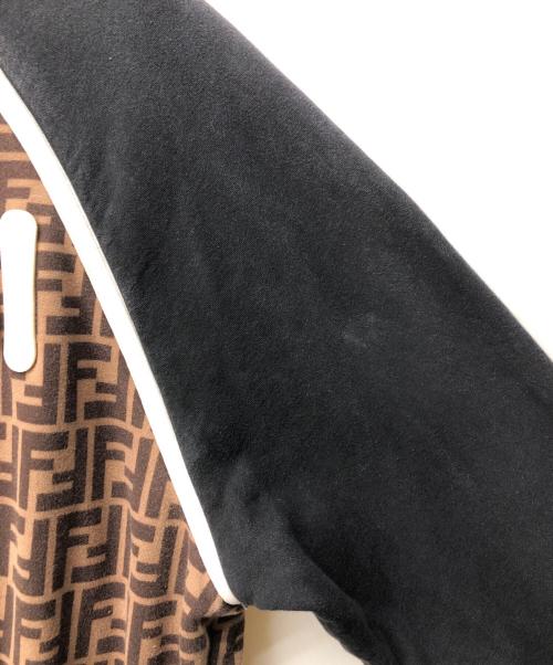 FENDI（フェンディ）FENDI (フェンディ) FILA (フィラ) ズッカ柄ロゴスウェット ブラウン×ブラック サイズ:Lの古着・服飾アイテム