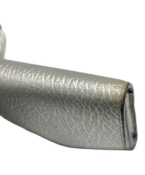 Maison Margiela（メゾンマルジェラ）Maison Margiela (メゾンマルジェラ) 3つ折り財布 シルバーの古着・服飾アイテム