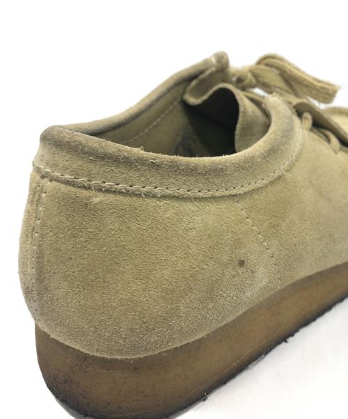 CLARKS（クラークス）CLARKS (クラークス) BEAMS (ビームス) paper boy 別注ワラビーシューズ ベージュ サイズ:26.5ｃｍの古着・服飾アイテム