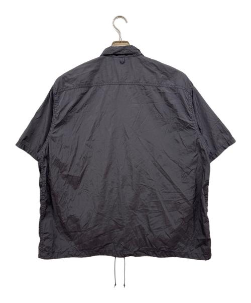 THE NORTHFACE PURPLELABEL（ザ・ノースフェイス パープルレーベル）THE NORTHFACE PURPLELABEL (ザ・ノースフェイス パープルレーベル) Nylon Taffeta Field S/S Shirt グレー サイズ:XLの古着・服飾アイテム