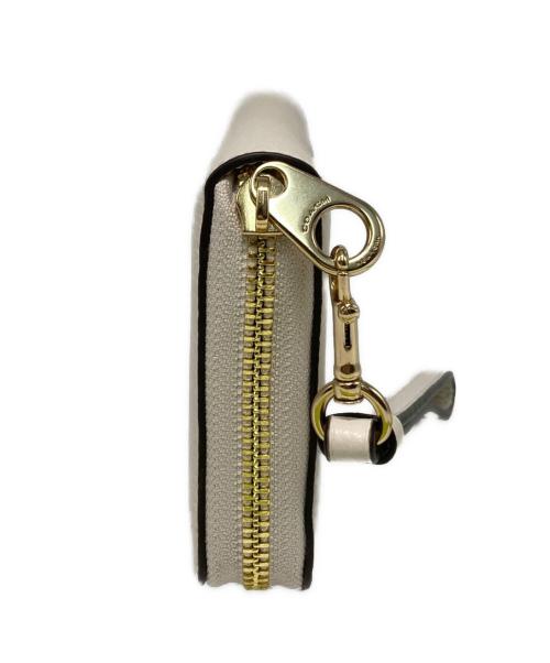 COACH（コーチ）COACH (コーチ) ラウンドジップウォレット ホワイトの古着・服飾アイテム