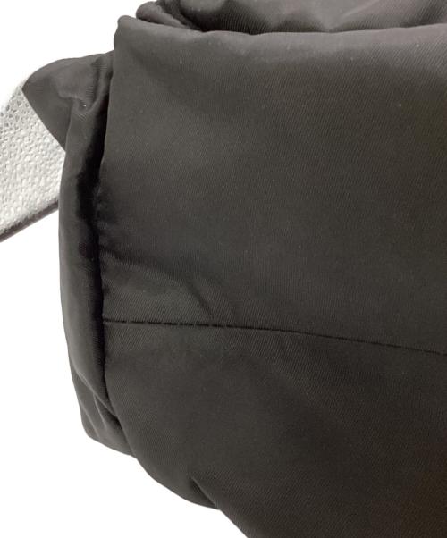 BURBERRY（バーバリー）BURBERRY (バーバリー) チェーンリュック ブラックの古着・服飾アイテム