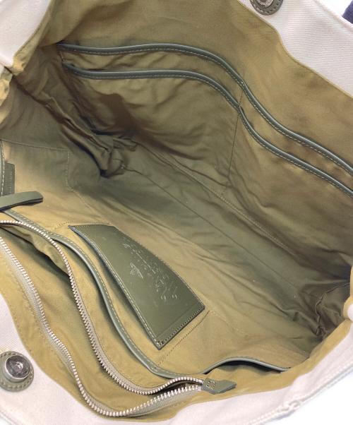 Vivienne Westwood（ヴィヴィアンウエストウッド）Vivienne Westwood (ヴィヴィアンウエストウッド) キャンバストートバッグ ベージュ×ネイビーの古着・服飾アイテム