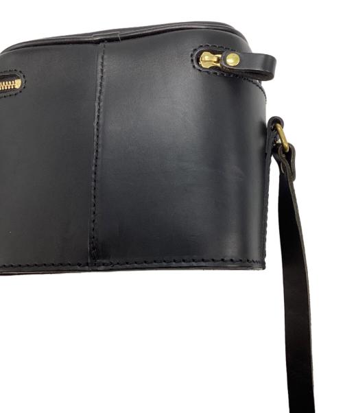 Herz（ヘルツ）Herz (ヘルツ) スクエアショルダーバッグ ブラックの古着・服飾アイテム