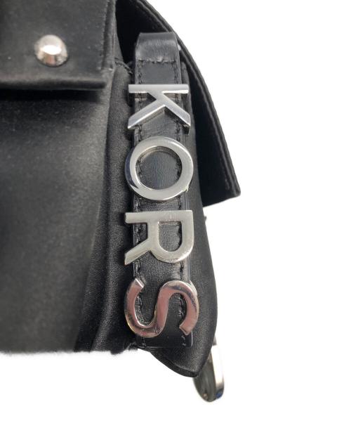 MICHAEL KORS（マイケル・コース）MICHAEL KORS (マイケル・コース) OLIVIA スモールクロスボディバッグ ブラックの古着・服飾アイテム