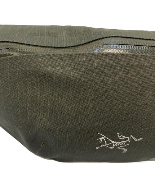 ARC'TERYX（アークテリクス）ARC'TERYX (アークテリクス) Granville Crossbody Bag カーキの古着・服飾アイテム