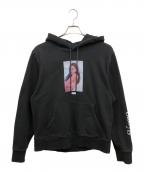 KITHキス）の古着「Aaliyahプリントパーカー」｜ブラック