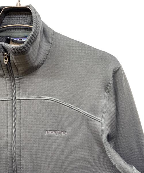 Patagonia（パタゴニア）Patagonia (パタゴニア) R1 レギュレータージャケット グレー サイズ:Ｍの古着・服飾アイテム