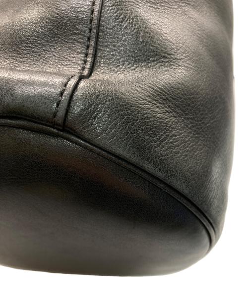 COACH（コーチ）COACH (コーチ) バケツ型ワンショルダーバッグ ブラックの古着・服飾アイテム