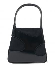 Ferragamo（フェラガモ）の古着「カットアウトハンドバッグ」｜ブラック