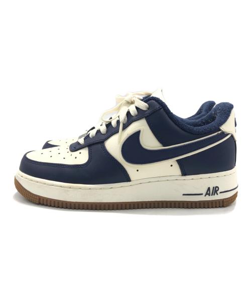 NIKE（ナイキ）NIKE (ナイキ) スニーカー ホワイト×ネイビー サイズ:24ｃｍの古着・服飾アイテム