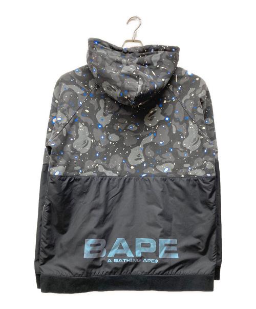 A BATHING APE（ア ベイシング エイプ）A BATHING APE (ア ベイシング エイプ)  スペースカモサイドジップナイロン切り替えプルオーバーパーカー グレー サイズ:XLの古着・服飾アイテム
