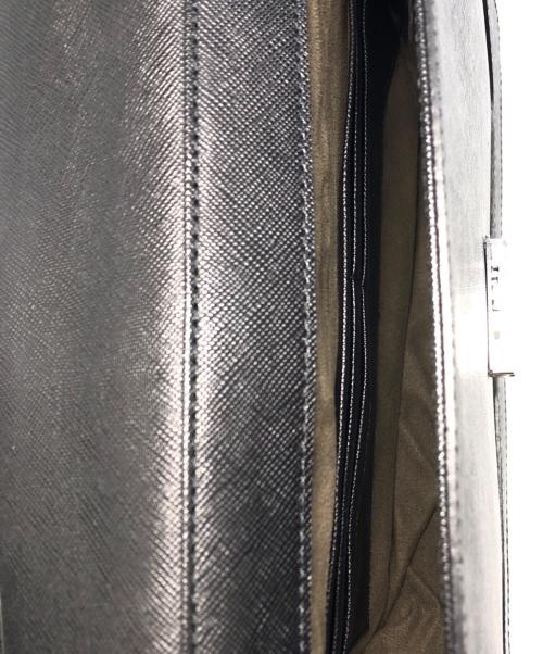 PELLE MORBIDA（ペッレモルビダ）PELLE MORBIDA (ペッレモルビダ) クラッチバッグ ブラックの古着・服飾アイテム