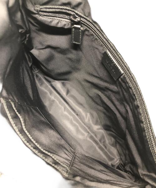 GUCCI（グッチ）GUCCI (グッチ) GGスプリーム ショルダーバッグ ブラックの古着・服飾アイテム