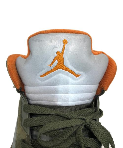 NIKE（ナイキ）NIKE (ナイキ) AIR JORDAN 5 RETRO ARMY OLIVE オリーブ サイズ:27ｃｍの古着・服飾アイテム