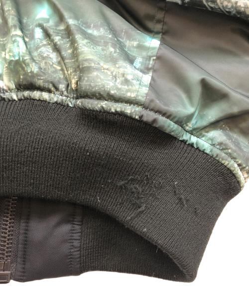 AVIREX（アヴィレックス）AVIREX (アヴィレックス) QUILT MA-1 ”MIDGAR” AVIREX FINAL FANTASY ブラック サイズ:Lの古着・服飾アイテム