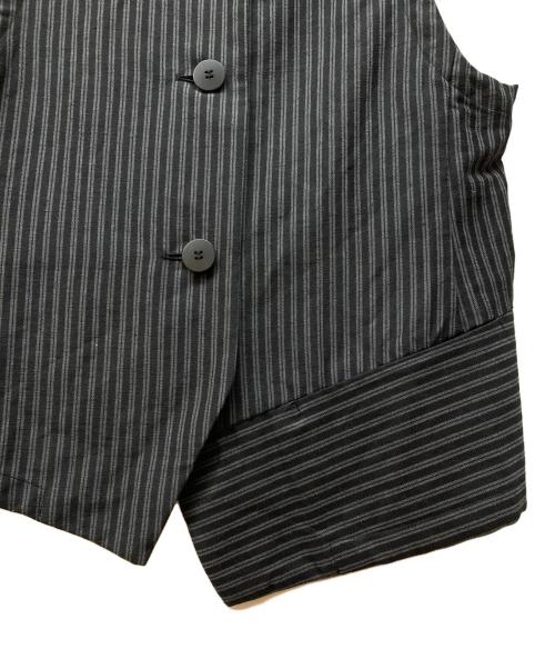 慈雨（ジウ）慈雨 (ジウ) コットンリネンベスト グレー サイズ:38 未使用品の古着・服飾アイテム