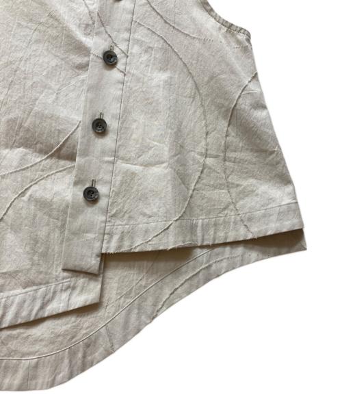 慈雨（ジウ）慈雨 (ジウ) コットンベスト ホワイト サイズ:40 未使用品の古着・服飾アイテム