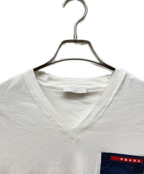 PRADA SPORTS（プラダスポーツ）PRADA SPORTS (プラダスポーツ) ナイロンコンビVネックTシャツ ホワイト×ネイビー サイズ:Lの古着・服飾アイテム