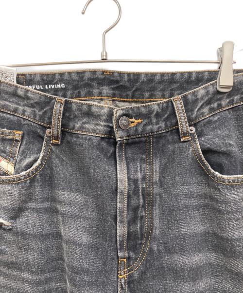 DIESEL（ディーゼル）DIESEL (ディーゼル) D-RISE Relaxed Jeans/ディーライズリラックスジーンズ ブラック サイズ:34/30の古着・服飾アイテム