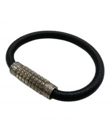 LOUIS VUITTON（ルイ ヴィトン）の古着「ブラスレ・ディジットブレスレット」｜ブラック