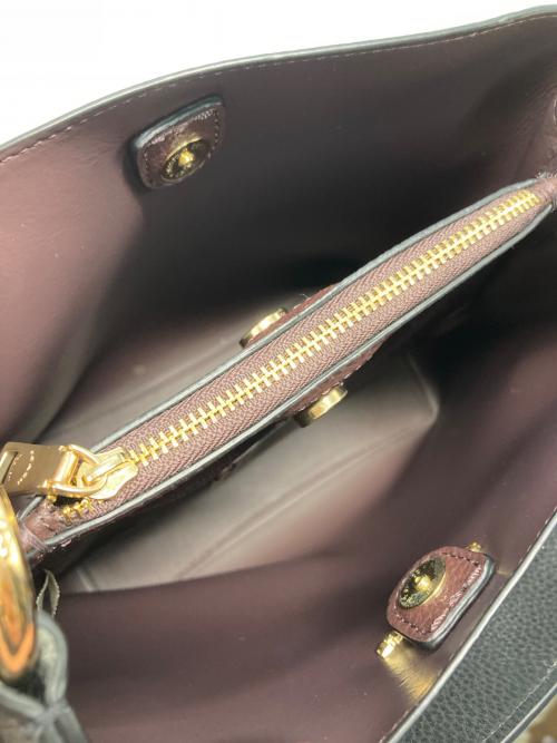 COACH（コーチ）COACH (コーチ) スモールタウンバケットバッグ ブラックの古着・服飾アイテム