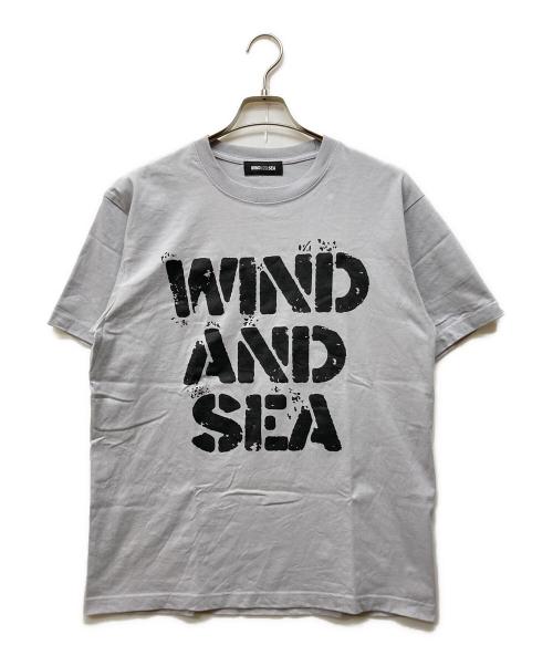 WIND AND SEA（ウィンダンシー）WIND AND SEA (ウィンダンシー) Tシャツ ライトグレー サイズ:Mの古着・服飾アイテム
