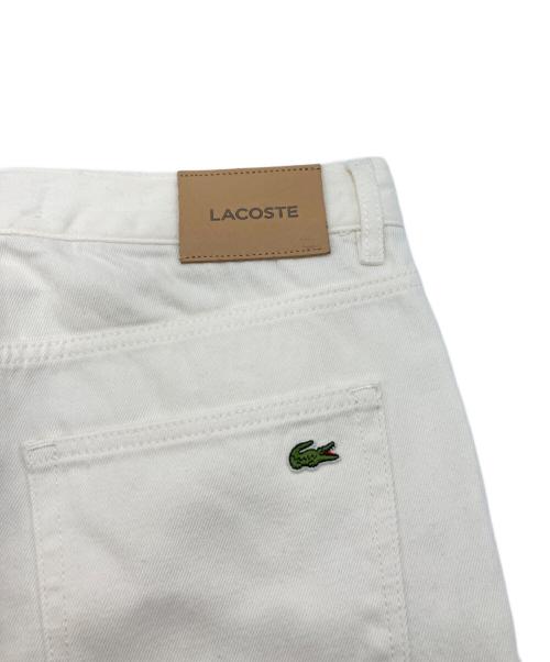 LACOSTE（ラコステ）LACOSTE (ラコステ) デニムパンツ ホワイト サイズ:34の古着・服飾アイテム