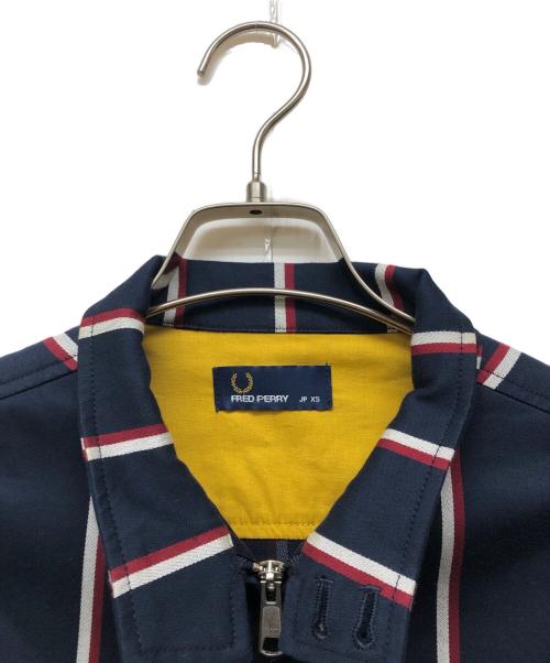 FRED PERRY（フレッドペリー）FRED PERRY (フレッドペリー) ストライプスイングトップ ネイビー サイズ:XSの古着・服飾アイテム