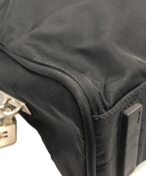 PRADA（プラダ）PRADA (プラダ) ナイロントートバッグ ブラックの古着・服飾アイテム
