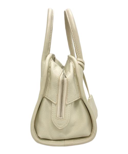 Hoaw（ハァウ）Hoaw (ハァウ) 2WAYショルダーバッグ ホワイトの古着・服飾アイテム