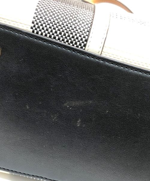 TORY BURCH（トリーバーチ）TORY BURCH (トリーバーチ) PERRY ギンガム トリプルコンパートメント ホワイト×ブラックの古着・服飾アイテム