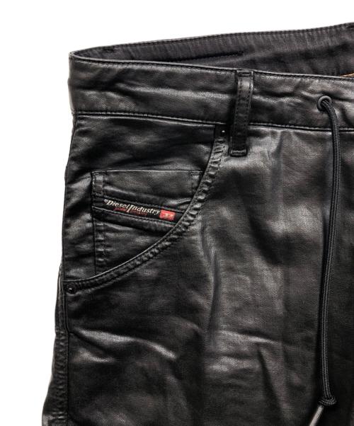 DIESEL（ディーゼル）DIESEL (ディーゼル) KROOLEY JOGG ブラック サイズ:36×32の古着・服飾アイテム
