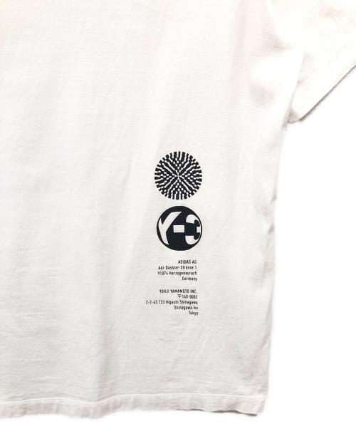 Y-3（ワイスリー）Y-3 (ワイスリー) U CH2 ZINE PAGE-1 SS TEE ホワイト サイズ:Lの古着・服飾アイテム